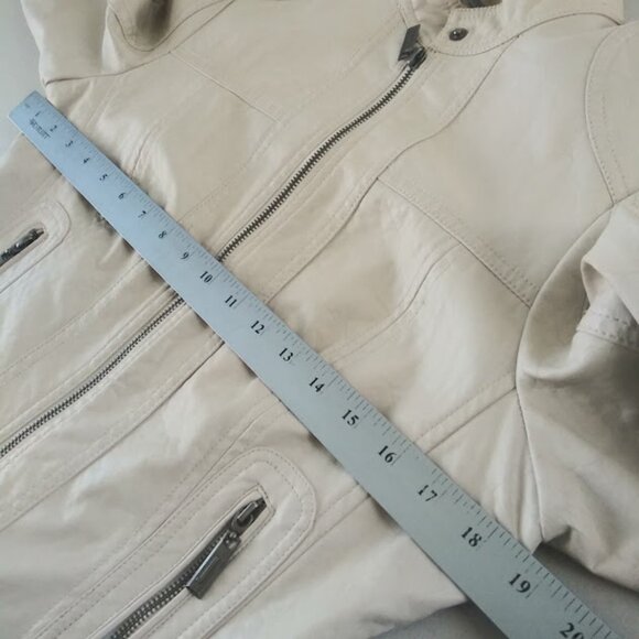 J2 women's size M faux leather cream color moto jacket - Picture 3 of 15